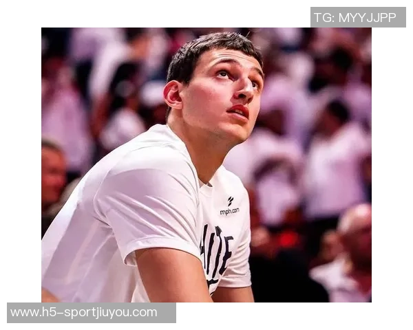 约维奇深情表白巴特勒称其为兄弟与榜样绝不说坏话